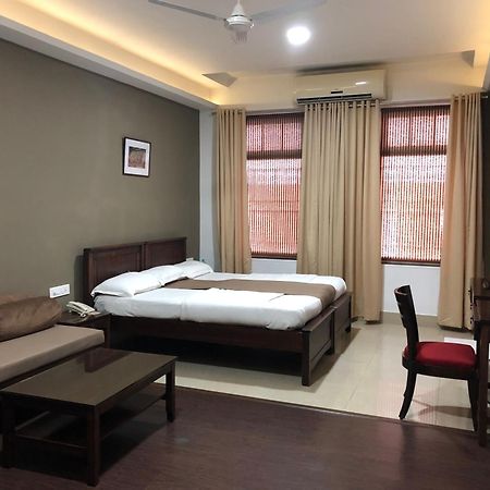 Hotel Ketan Pune Eksteriør bilde