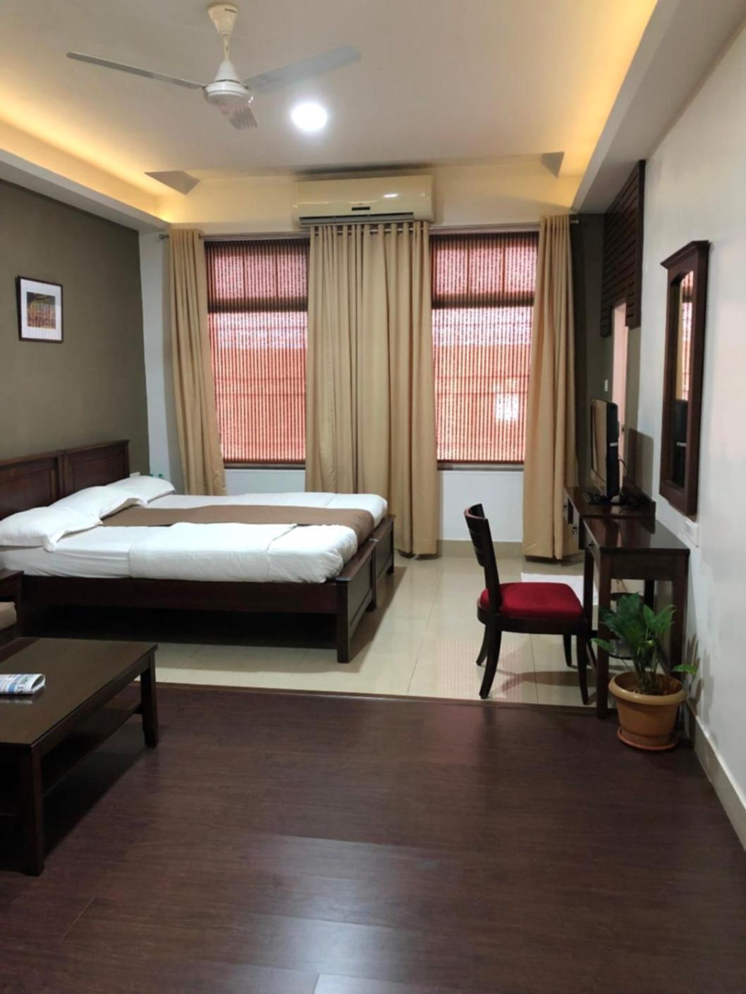 Hotel Ketan Pune Eksteriør bilde